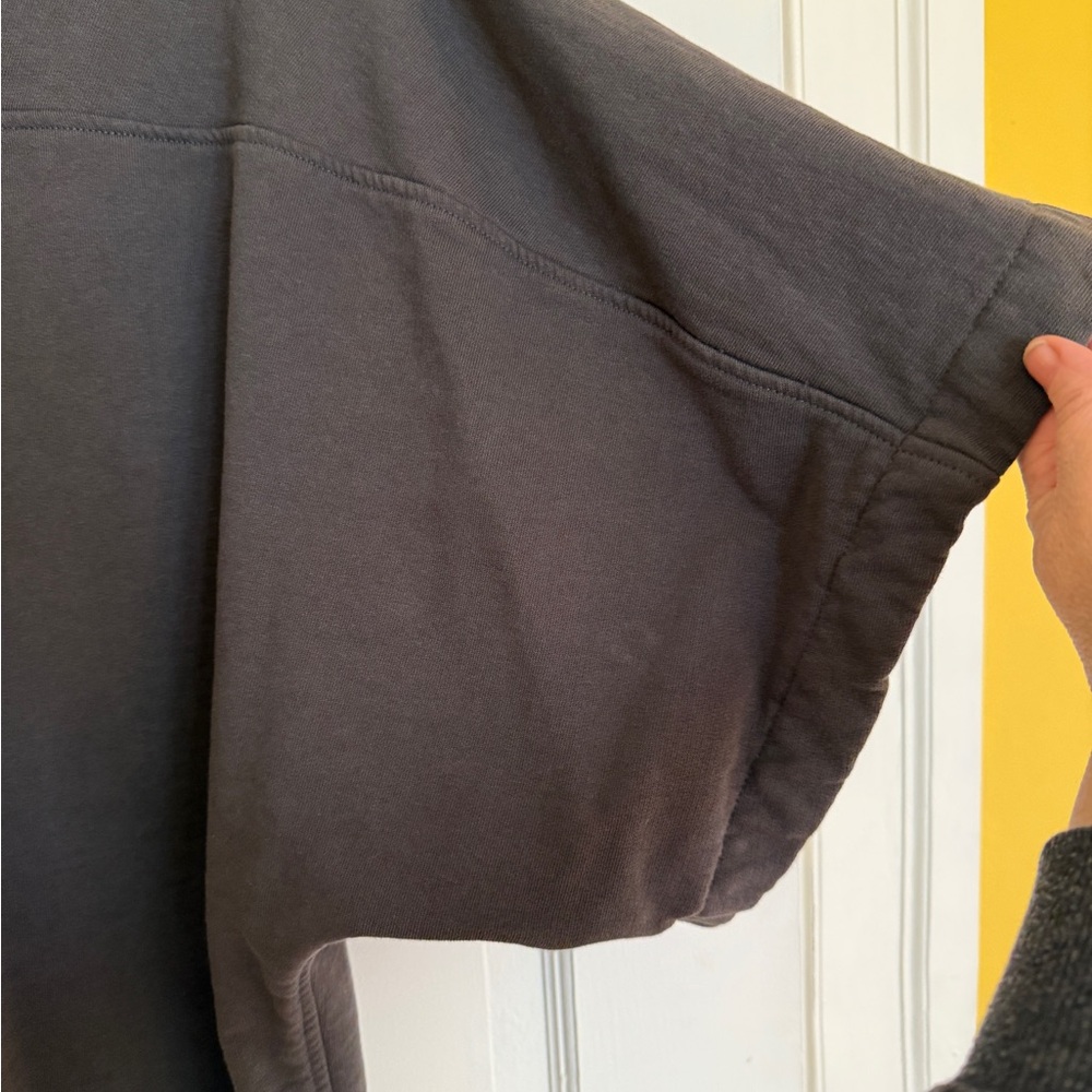 Zara Batwing Short-Sleeved Sweatshirt - Picture 9 of 10